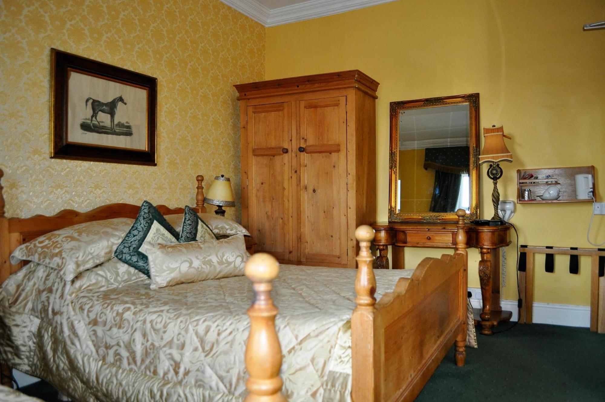 Highfield House Guesthouse Trim Kültér fotó